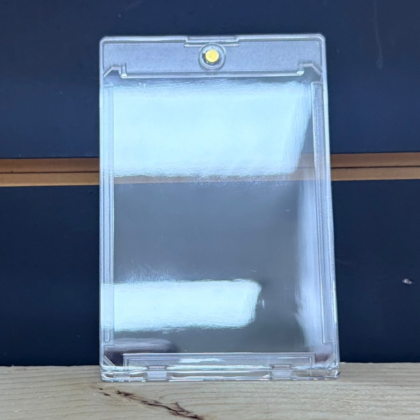 One-Touch Magnetic Card Toploader